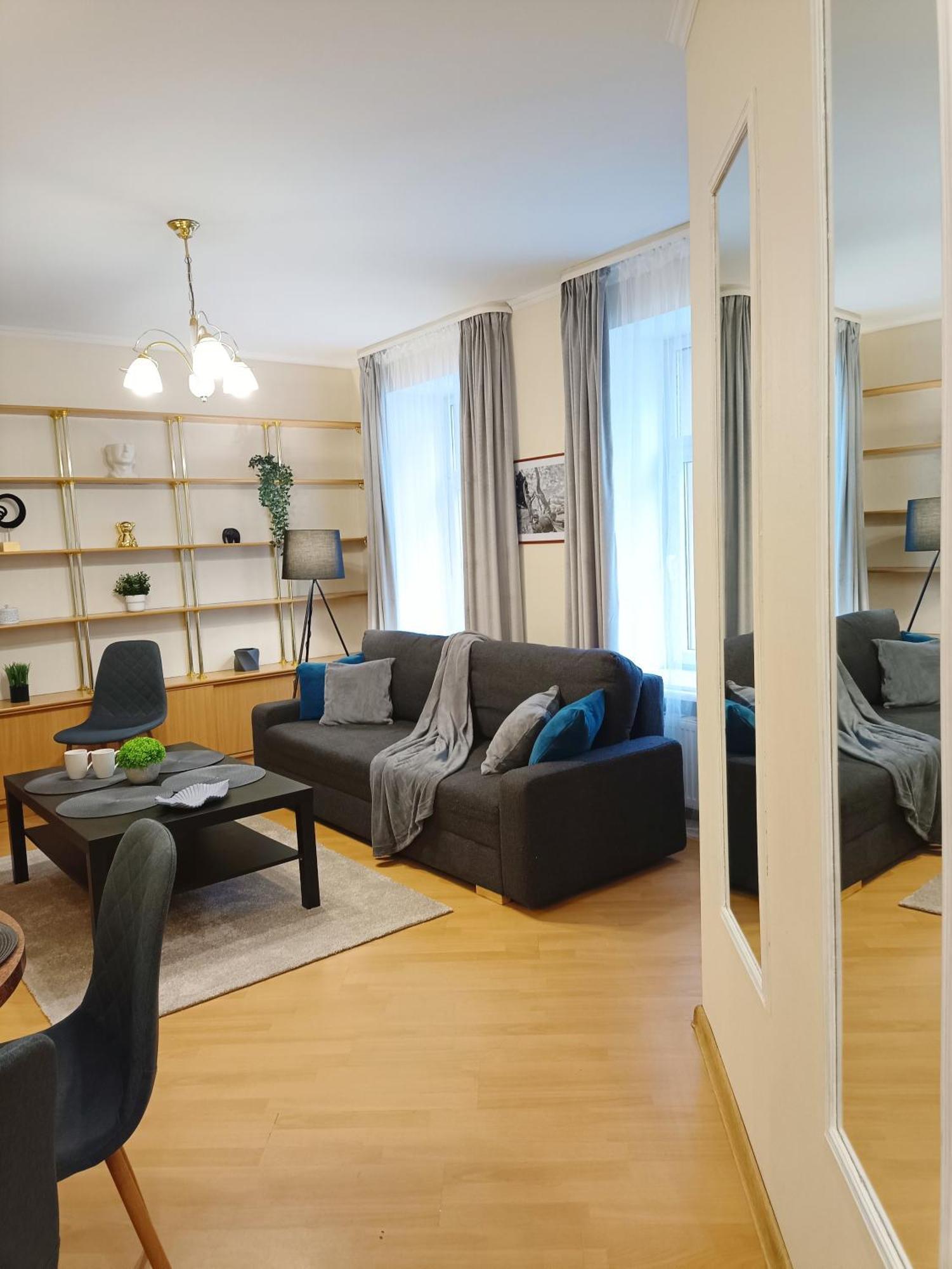 Two Bedroom Apartment In Old Town, Up To 6 Guests Riga Ngoại thất bức ảnh